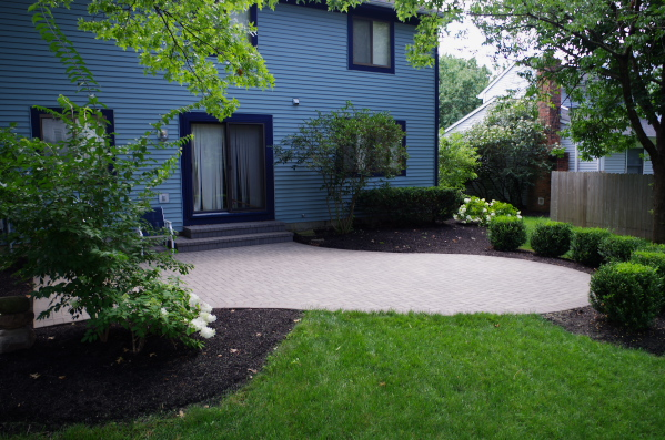 Curved Patio